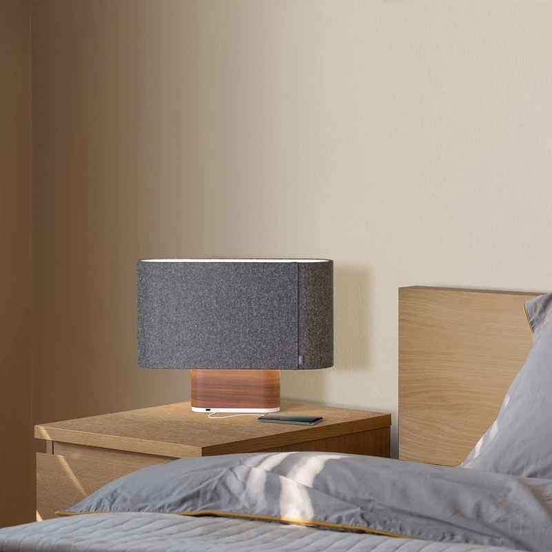 Belmont - Lampe à poser avec port USB en tissu, bois et acier, style contemporain