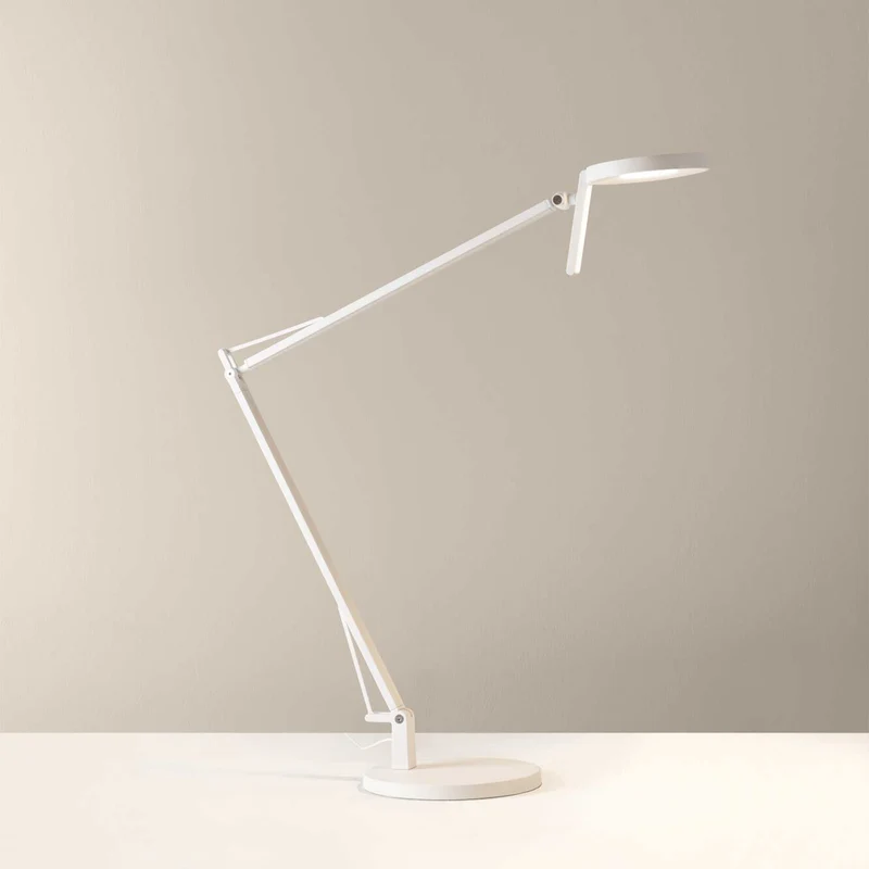 Maca - Lampe à poser en acier, style minimaliste