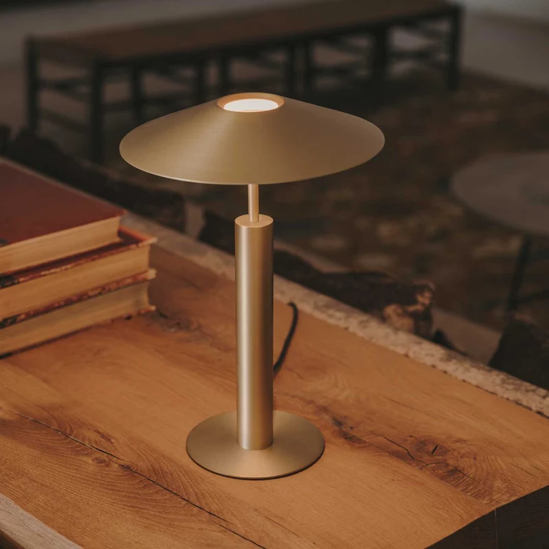 H - Lampe à poser en acier et acrylique sablé, style minimaliste