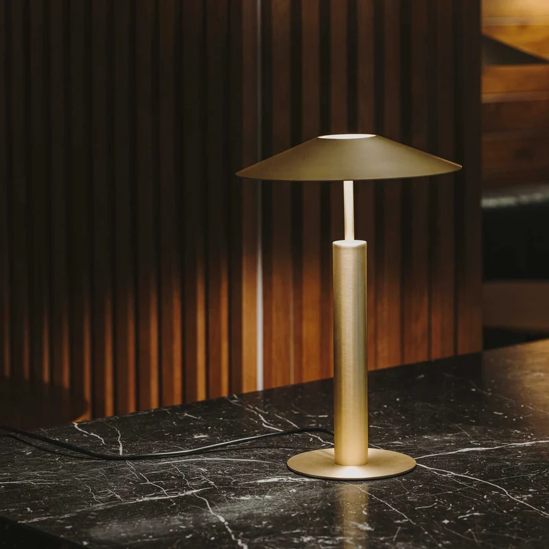 H - Lampe à poser en acier et acrylique sablé, style minimaliste