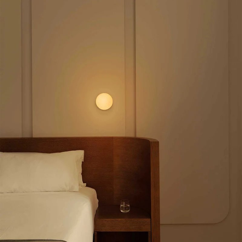 Isabelle - Applique murale LED pour salle de bains en verre et aluminium, style minimaliste