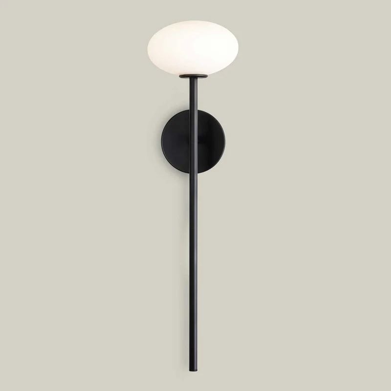 Bloom - Applique murale LED en acier et verre opalin, style contemporain