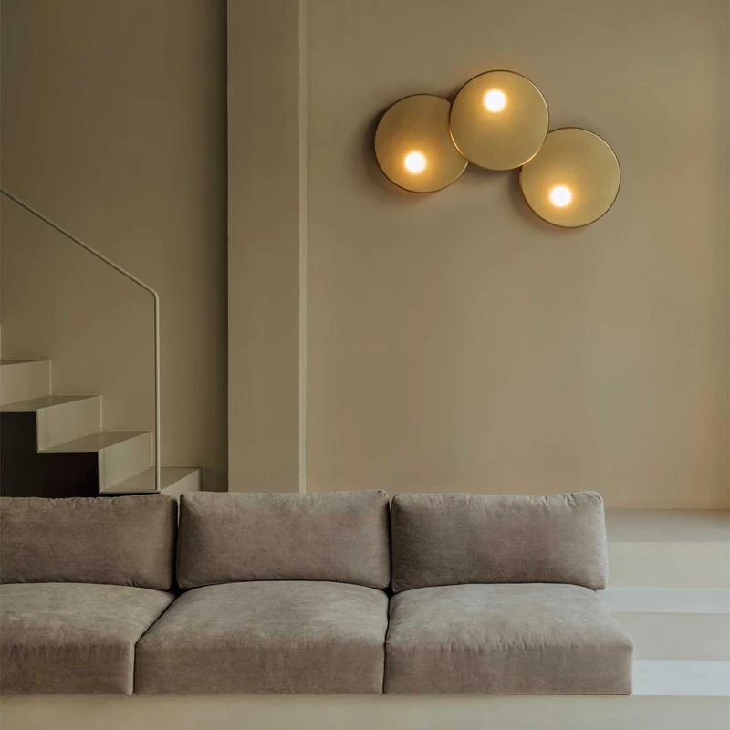 Trip Triple - Applique murale en acier et verre opalin, style graphique