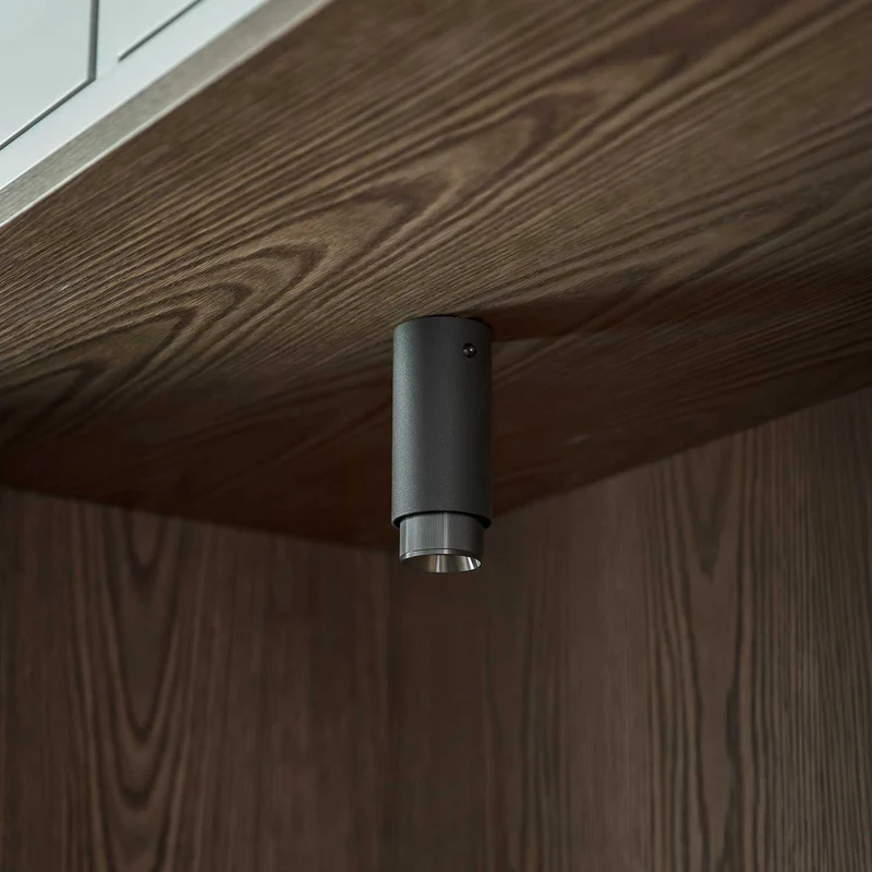 Exhaust Surface Linear - Spot en saillie en acier strié, hauteur 14,5 cm