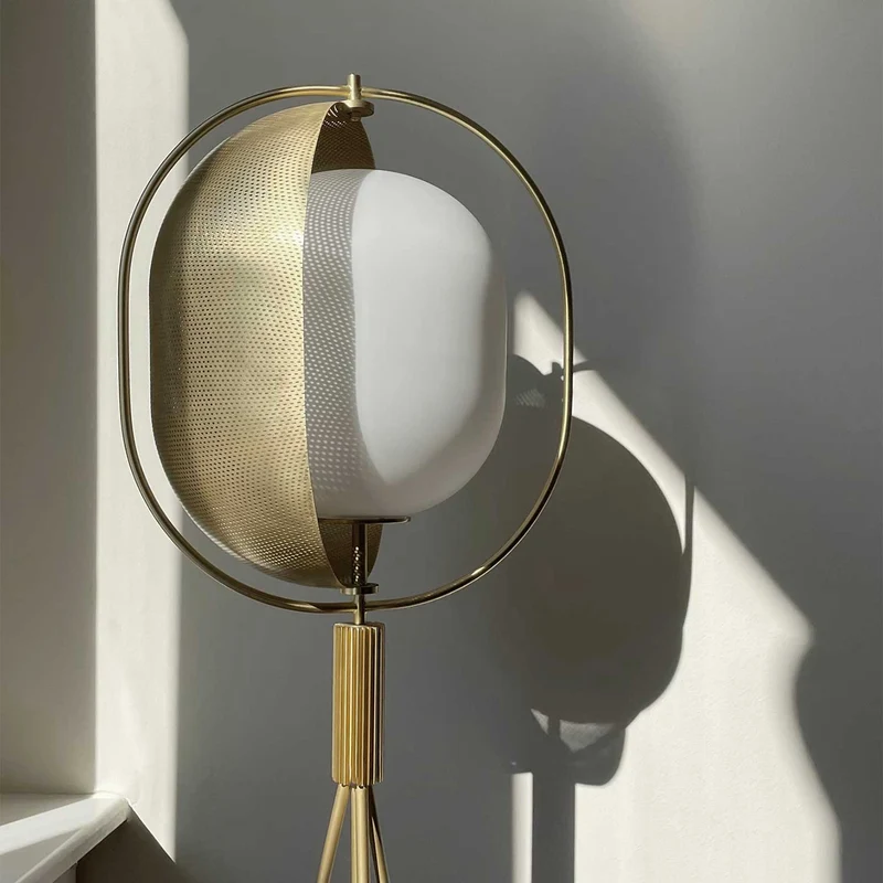 Pearl Floor - Lampadaire art déco en métal et verre, hauteur 140 cm