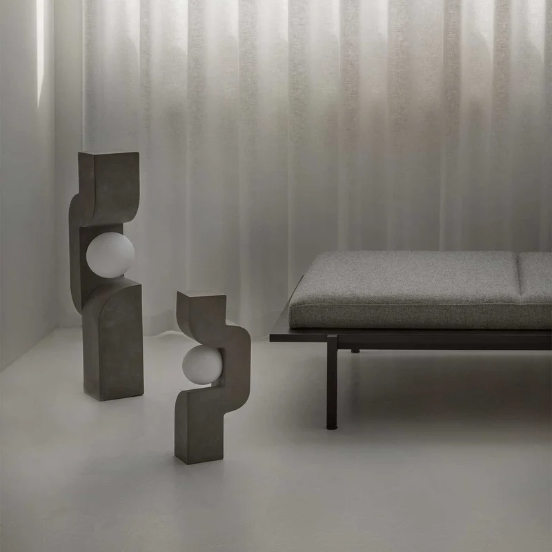 Sitting Man - Lampe sculpturale en céramique, hauteur 42 ou 70 cm