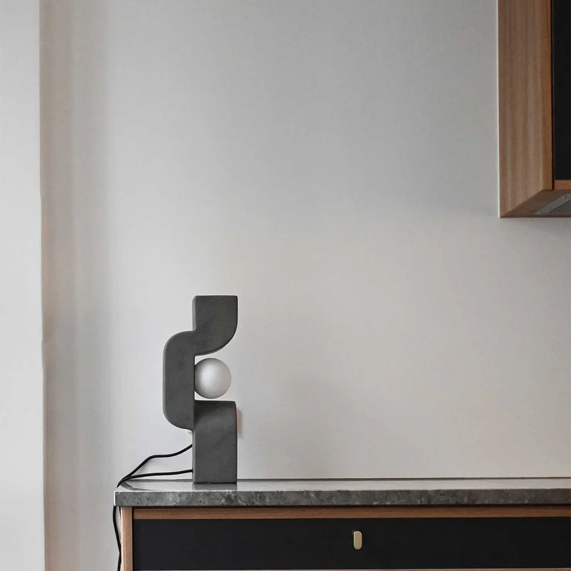 Sitting Man - Lampe sculpturale en céramique, hauteur 42 ou 70 cm