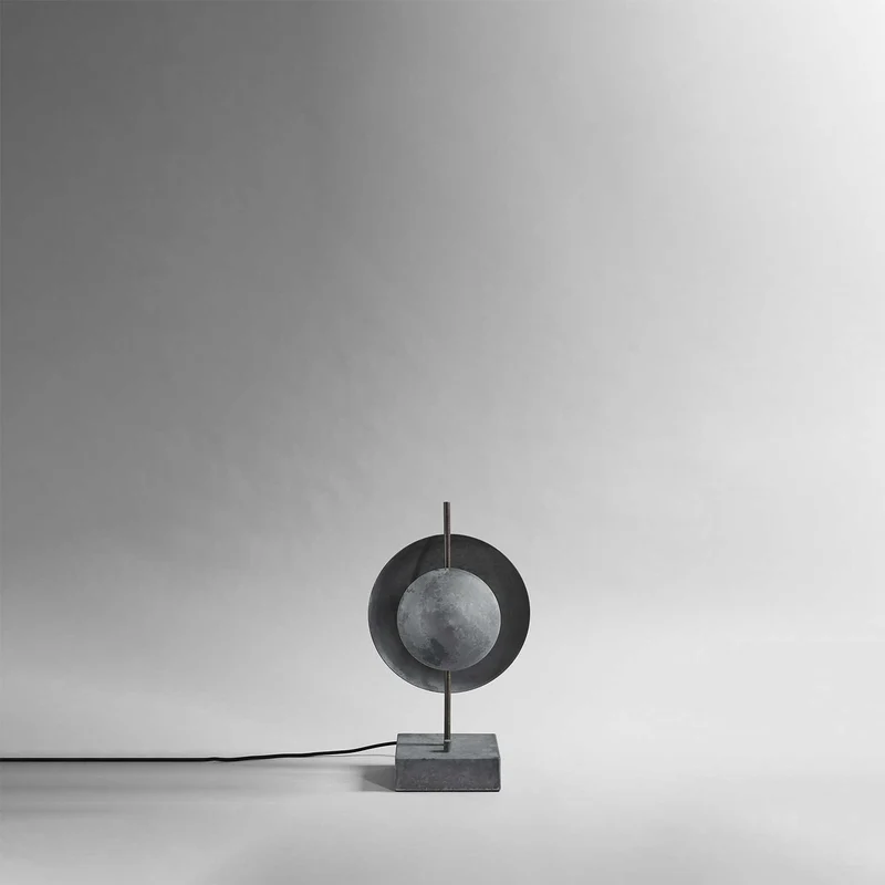 Dusk - Lampe à poser brutaliste en aluminium, hauteur 50 cm