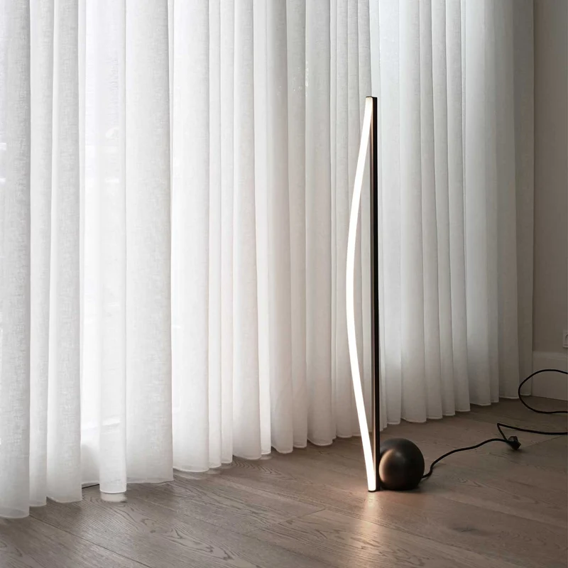 Bow Lamp - Lampadaire LED minimaliste en acier bronze, 100 cm