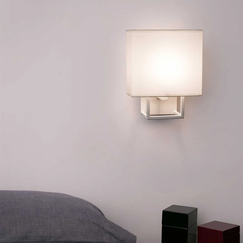 Vesper - Applique murale avec liseuse en acier et tissu, style moderne