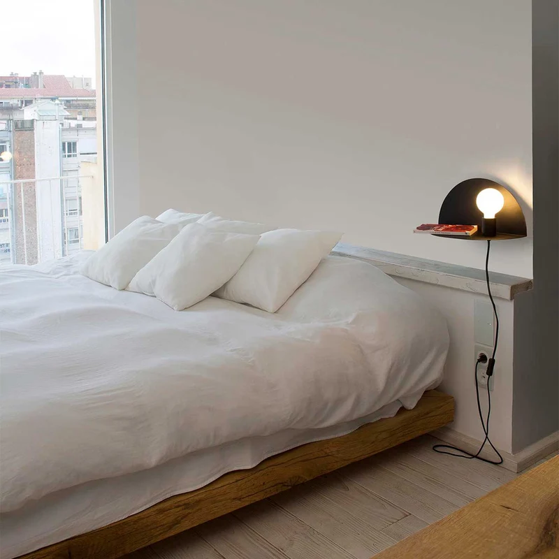 Nit - Applique murale avec tablette en acier, style contemporain
