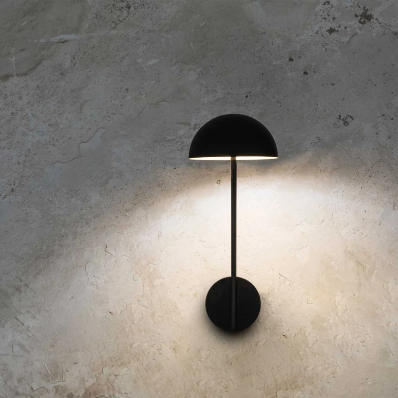 Pure - Applique murale LED en acier, style minimaliste