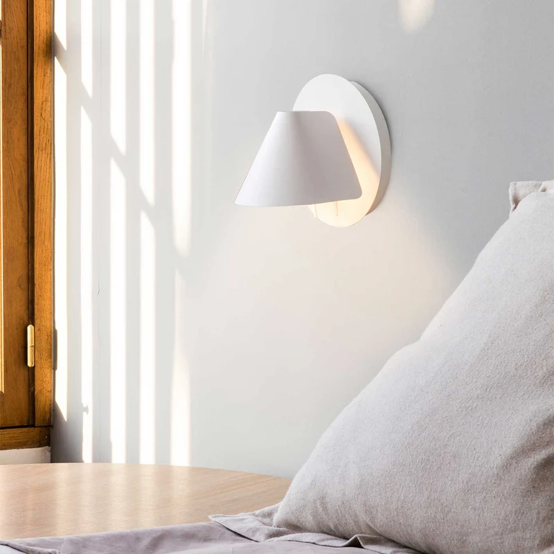 Noon - Applique murale avec interrupteur en acier, style minimaliste