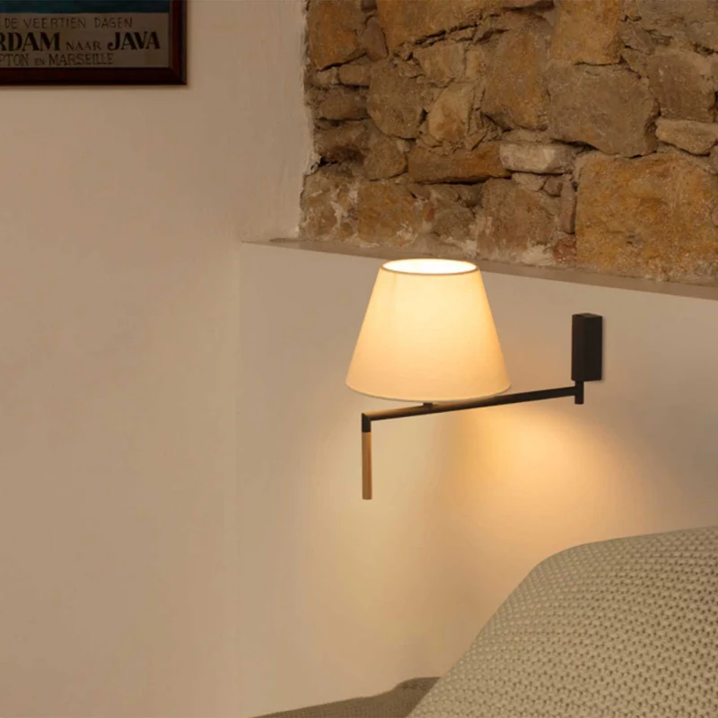 Ron - Applique murale orientable en acier et tissu, style moderne
