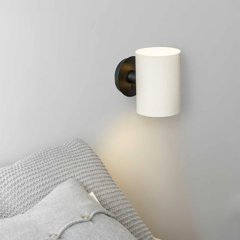 Guadalupe - Applique murale avec liseuse en acier et tissu, style contemporain