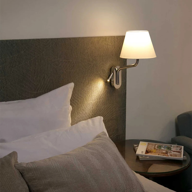 Eterna - Applique murale avec liseuse en acier et tissu, style moderne