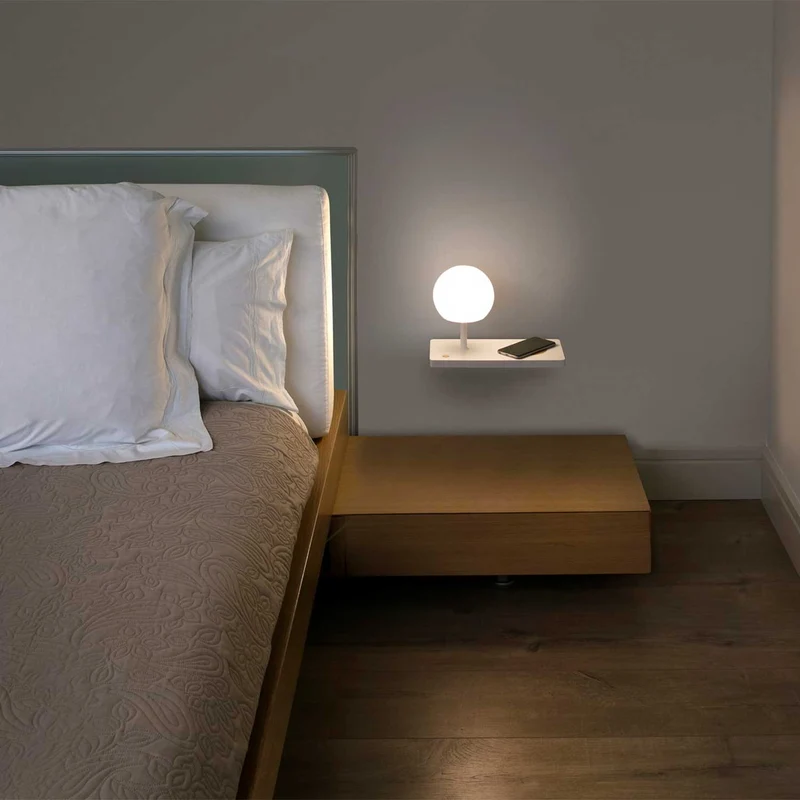 Niko - Applique murale LED avec tablette USB en aluminium et verre, style scandinave
