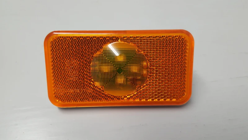 Luci di posizione laterali a LED a incasso per Scania, Volvo e Renault