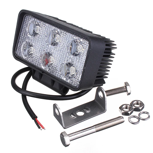 Faro da lavoro a LED rettangolare da 18 W con fascio luminoso ampio da 1100 lumen