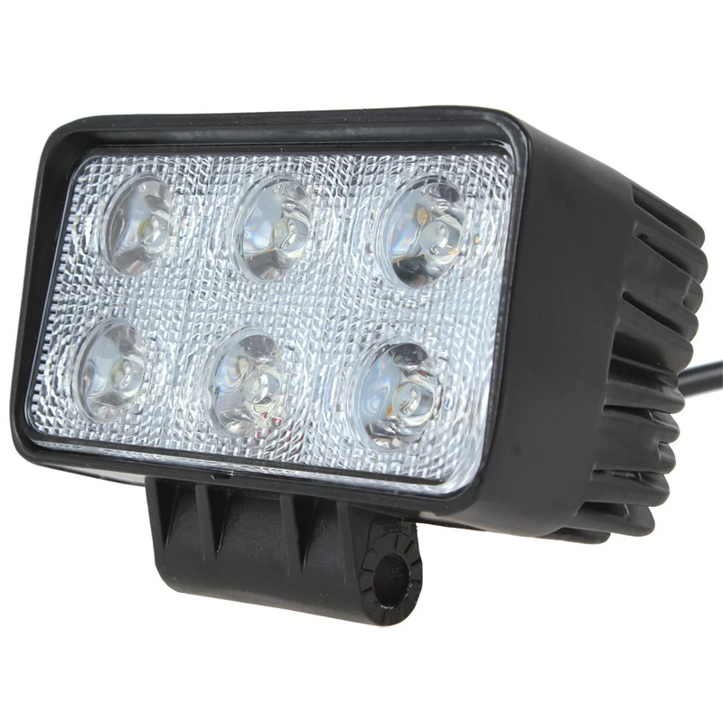 Faro da lavoro a LED rettangolare da 18 W con fascio luminoso ampio da 1100 lumen