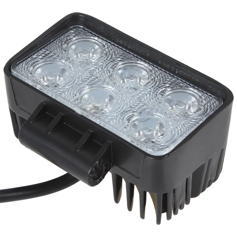 Faro da lavoro a LED rettangolare da 18 W con fascio luminoso ampio da 1100 lumen