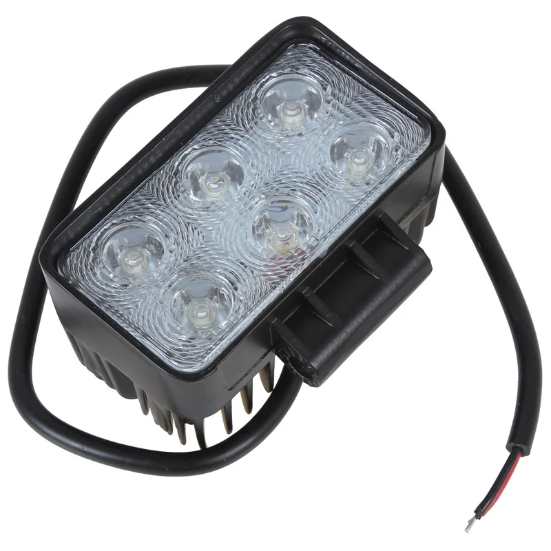 Faro da lavoro a LED rettangolare da 18 W con fascio luminoso ampio da 1100 lumen
