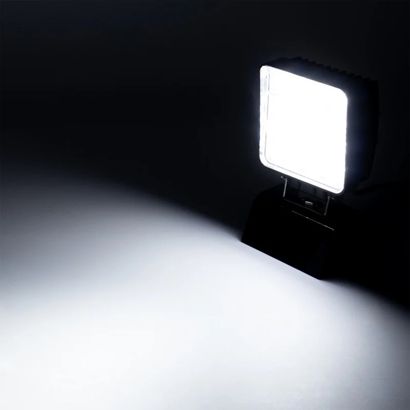 Faro da lavoro a LED con fascio concentrato, 48W