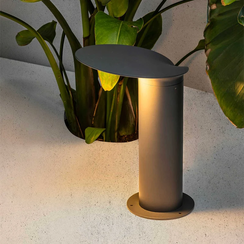 Lotus - Borne extérieure en aluminium et verre, style contemporain