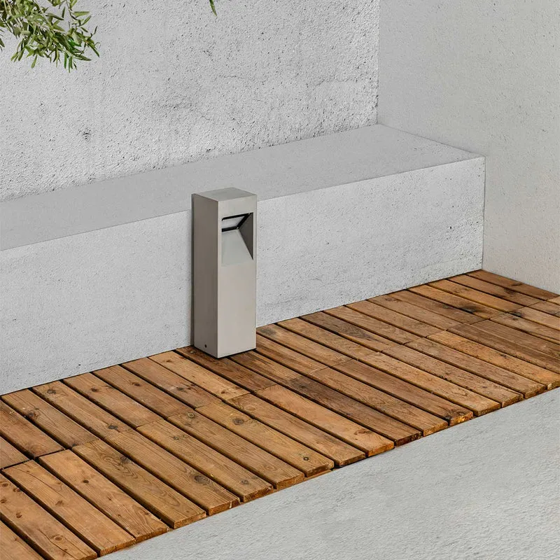 Cast - Borne LED en béton et acier, style contemporain