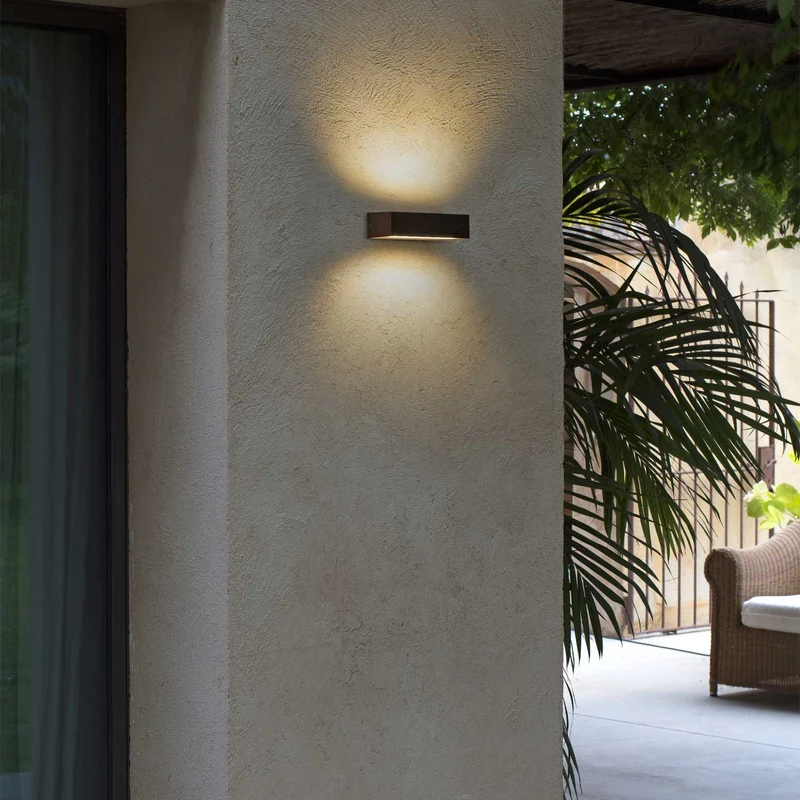 Doro - Applique murale LED d’extérieur en acier, style contemporain