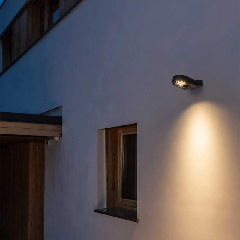 Muur - Projecteur LED d’extérieur en acier, style contemporain