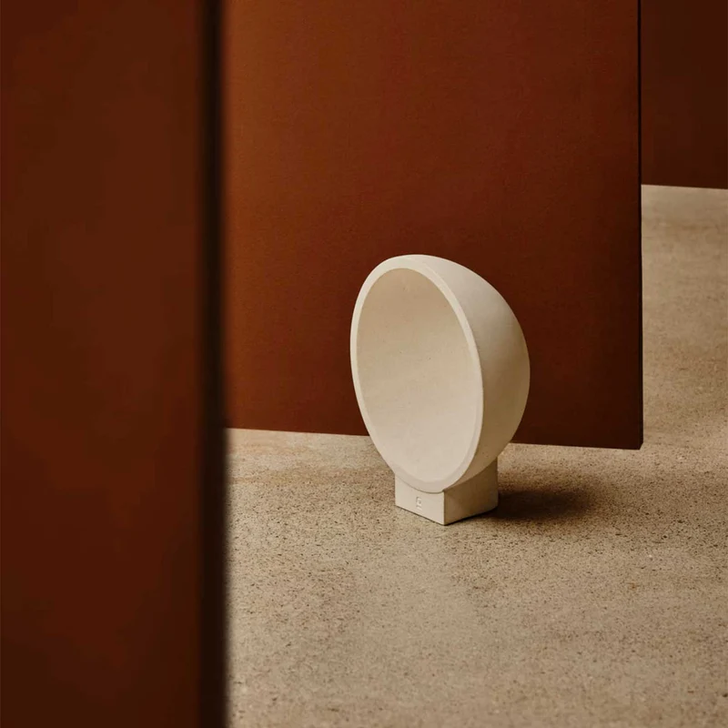 Gaia - Potelet LED en béton, style contemporain