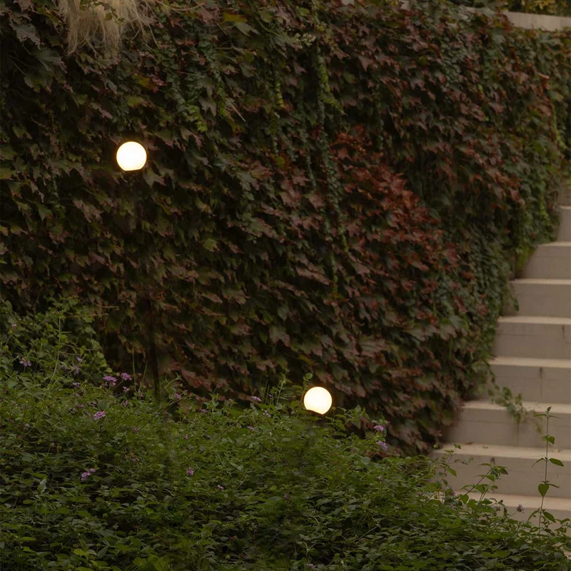 Cuca - Balise LED en acier et verre, style contemporain