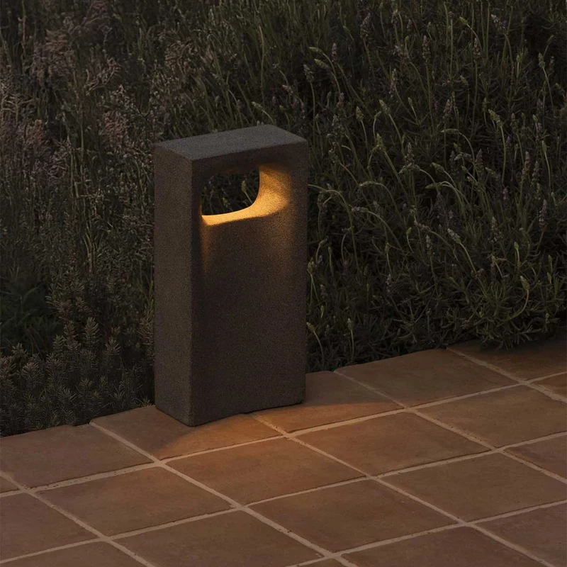 Glint - Borne LED en béton, style contemporain