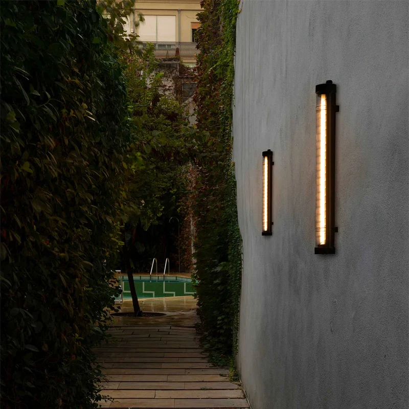 Scuba Louver - Applique murale LED d’extérieur en aluminium, style contemporain