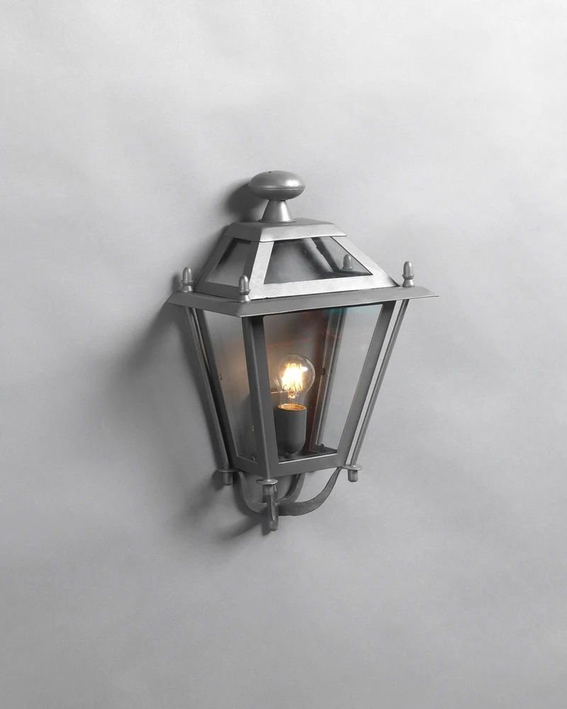 Casa Padrino Luxus Außen Laterne Grau B. 27 x H. 44 cm - Handgefertigte Laterne aus Schmiedeeisen - Luxus Kollektion - Edel & Prunkvoll