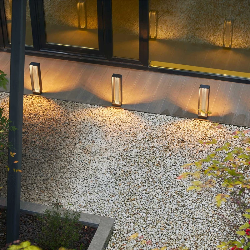 Frame - Borne extérieure LED en acier et verre, style contemporain, H 11,4 à 40 cm