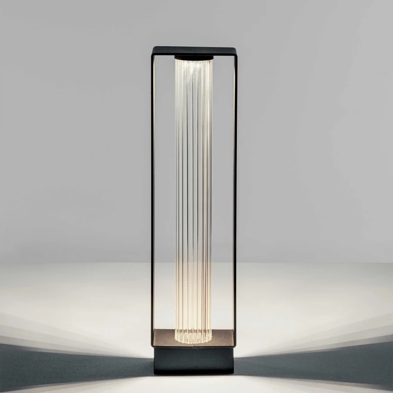 Frame - Borne extérieure LED en acier et verre, style contemporain, H 11,4 à 40 cm