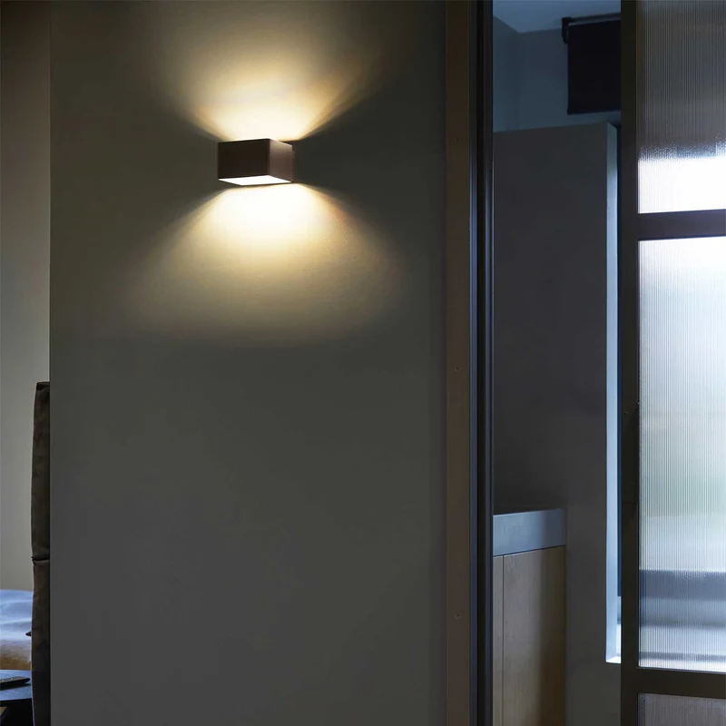 Frame - Borne extérieure LED en acier et verre, style contemporain, H 11,4 à 40 cm