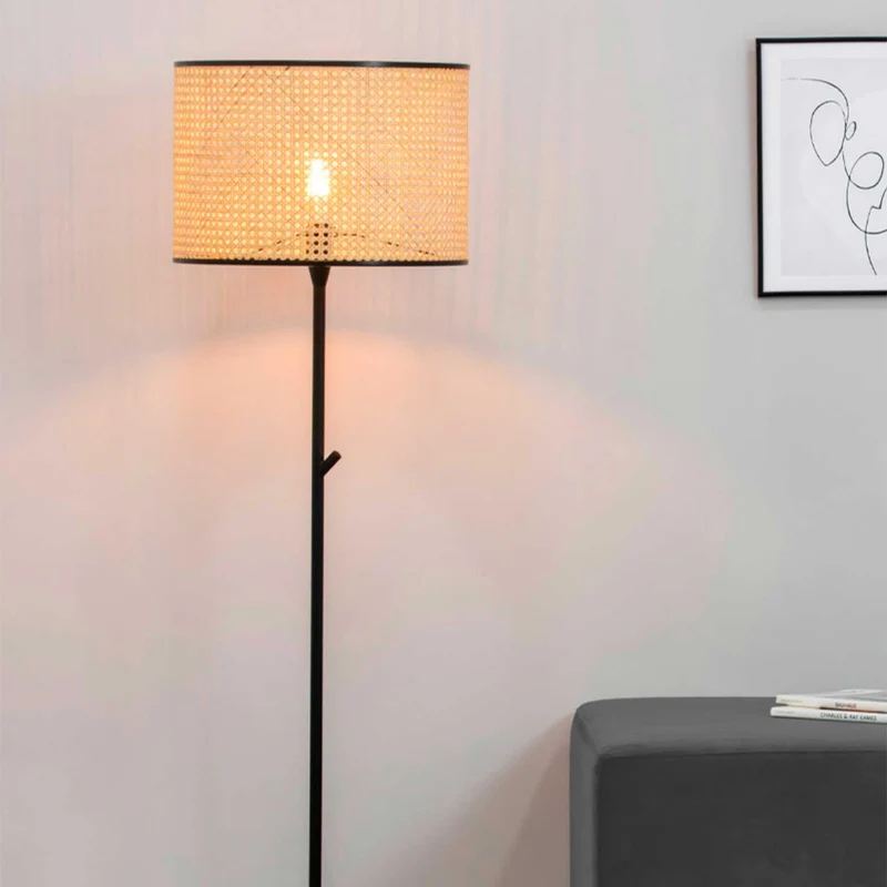 Mambo - Lampadaire en acier et rotin, style bohème
