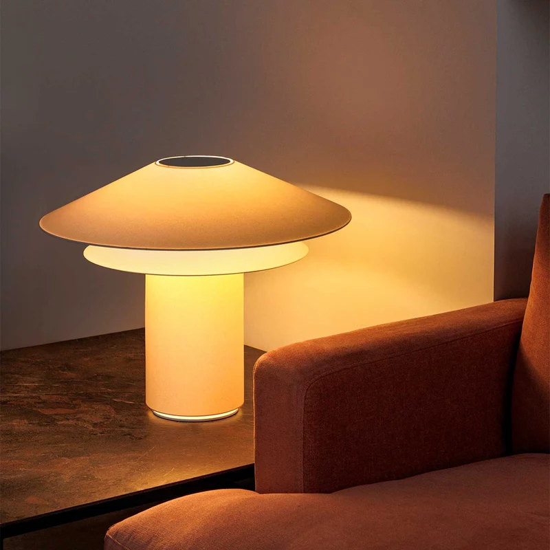 Shan - Lampe à poser en acier et tissu, style japandi