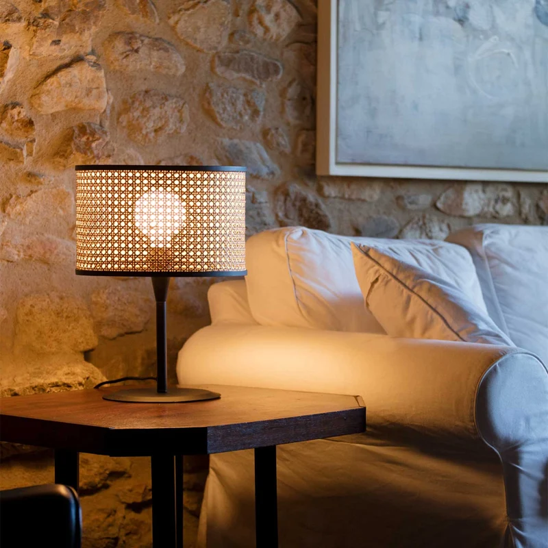 Mambo - Lampe à poser en acier et rotin, style bohème