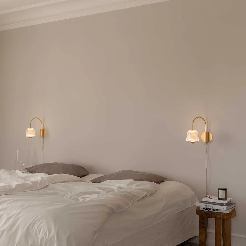 Asteea - Applique murale LED en acrylique nervuré et métal, style Art déco