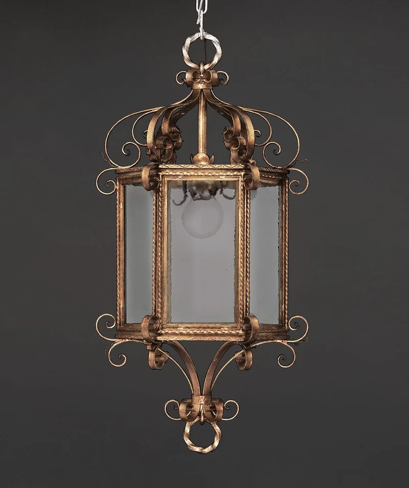 Casa Padrino Luxus Hängeleuchte Laterne Gold Ø 40 x H. 90 cm - Handgefertigte Laterne aus Schmiedeeisen mit Voluten - Luxus Kollektion - Edel & Prunkvoll