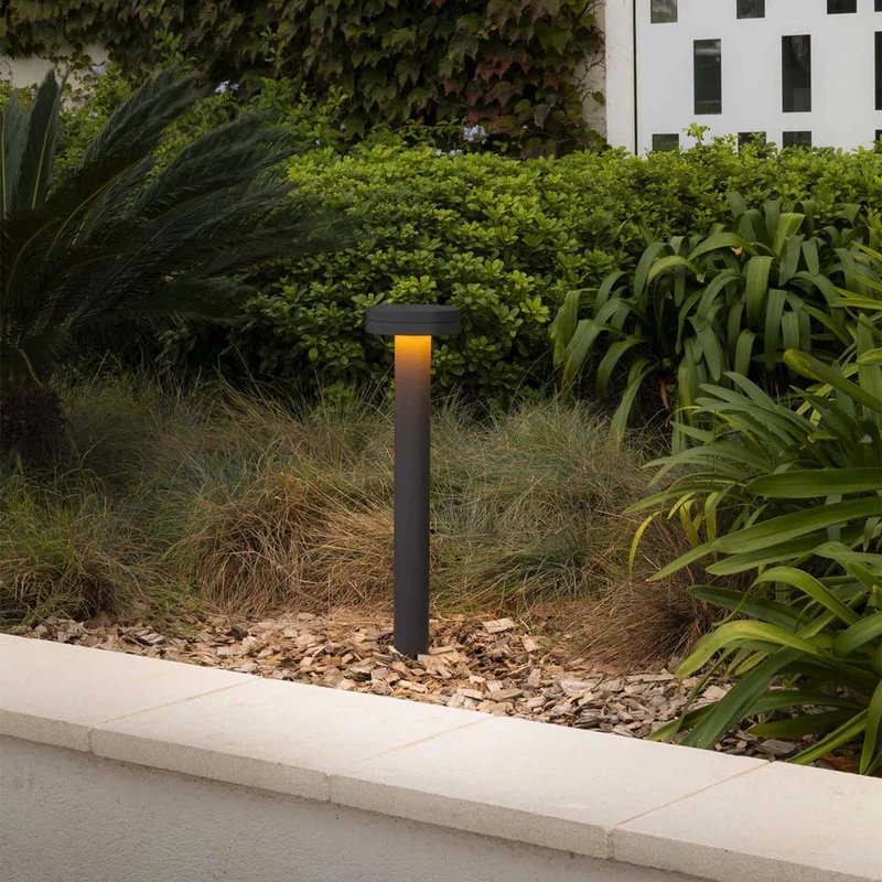 Espot - Borne LED en acier, style contemporain