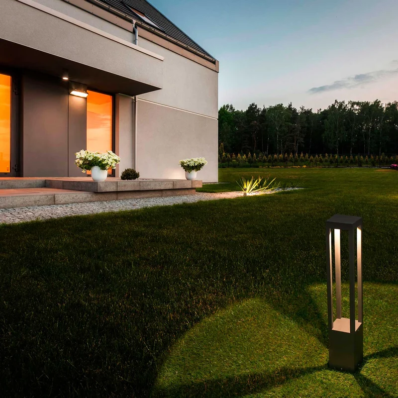 Agra - Borne LED en acier, style contemporain