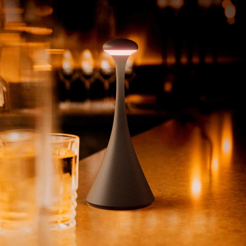 Nudrop - Lampe à poser LED sans fil IP54 en acier laqué, style minimaliste