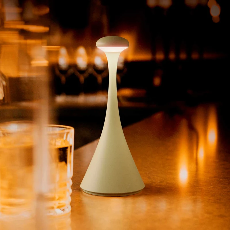 Nudrop - Lampe à poser LED sans fil IP54 en acier laqué, style minimaliste