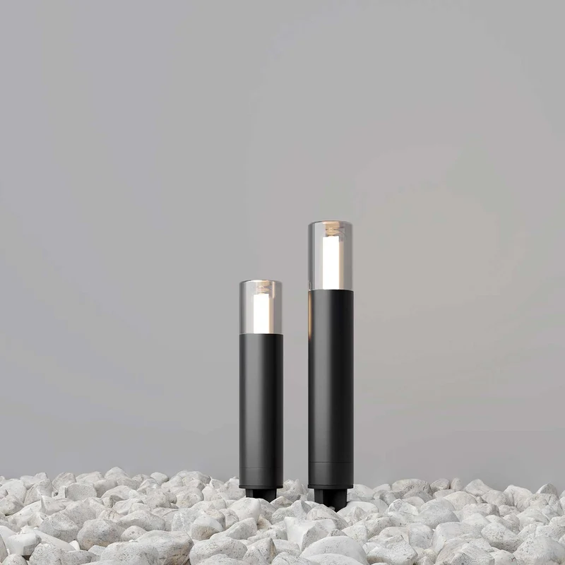 Glide - Potelet extérieur élancé en acier, style contemporain