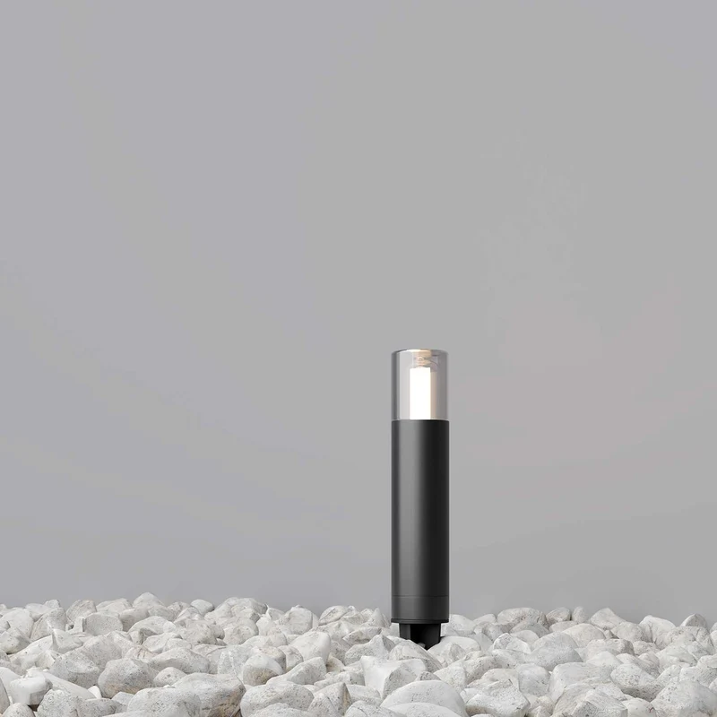 Glide - Potelet extérieur élancé en acier, style contemporain